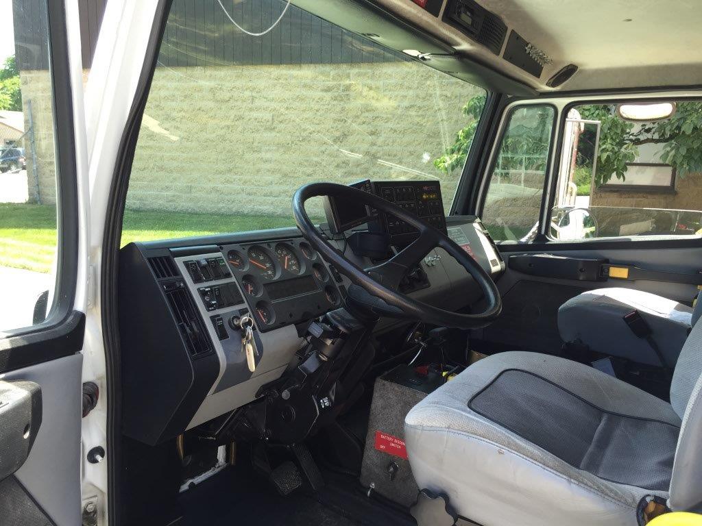 2000 Freightliner Horton HD – Camion de Equipo de Buceo – VENDIDO