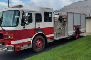 2004 American LaFrance Metropolitan Carro Bomba